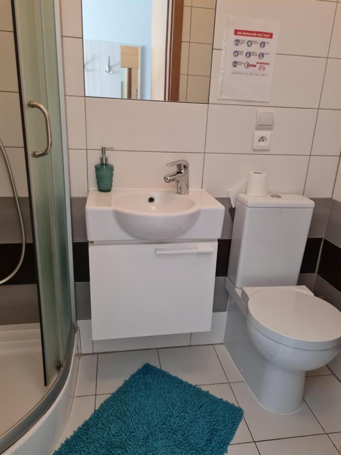 Bela - Pokoje Z Aneksami I Apartamenty Kołobrzeg Exteriör bild