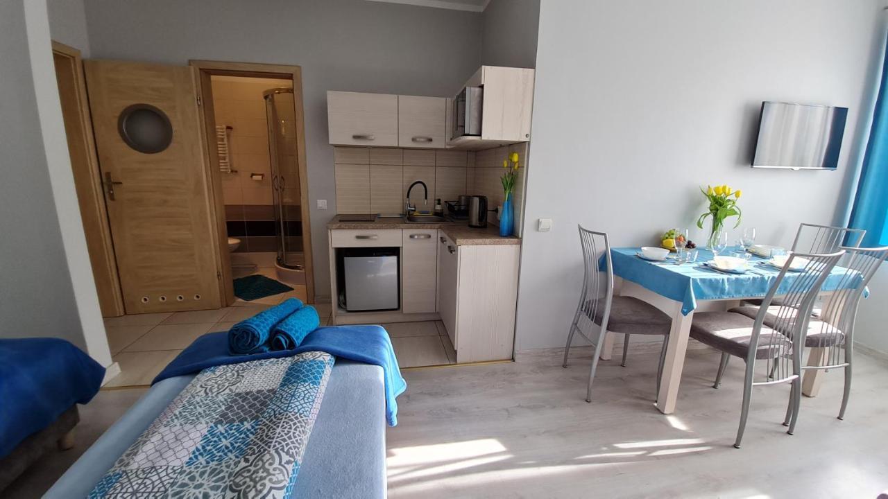 Bela - Pokoje Z Aneksami I Apartamenty Kołobrzeg Exteriör bild