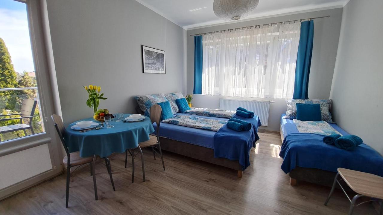 Bela - Pokoje Z Aneksami I Apartamenty Kołobrzeg Exteriör bild